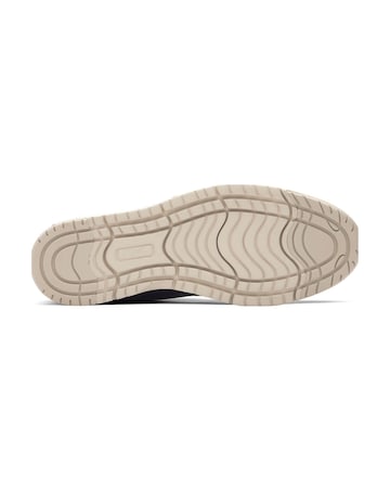 TOMS Navi Chukka Boot