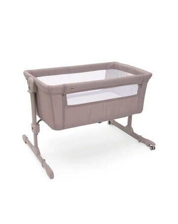 Chicco Next2Me Essential Bedside Crib