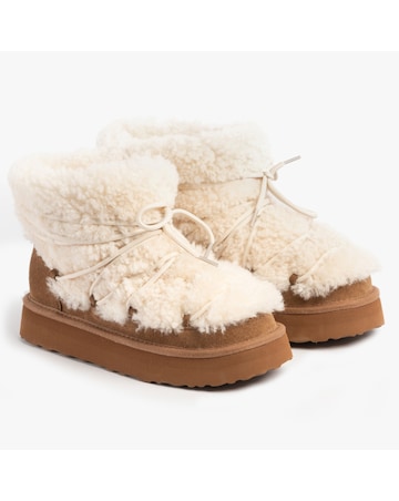 Just Sheepskin Ladies Brook Sheepskin Alpine Snow Boot