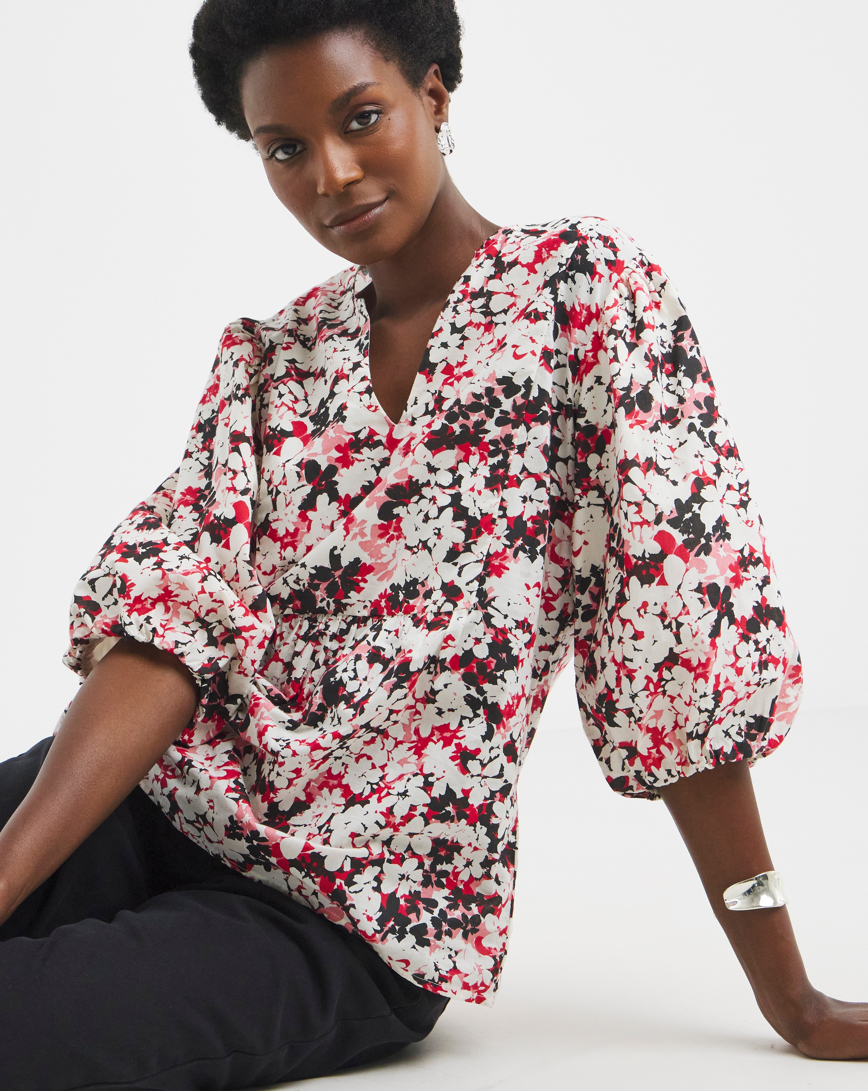 V Neck Puff Sleeve Top