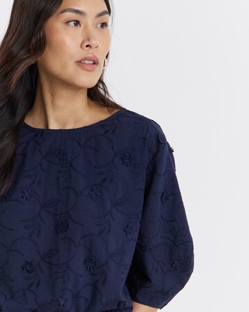 3D Floral Structured Short Sleeve Top