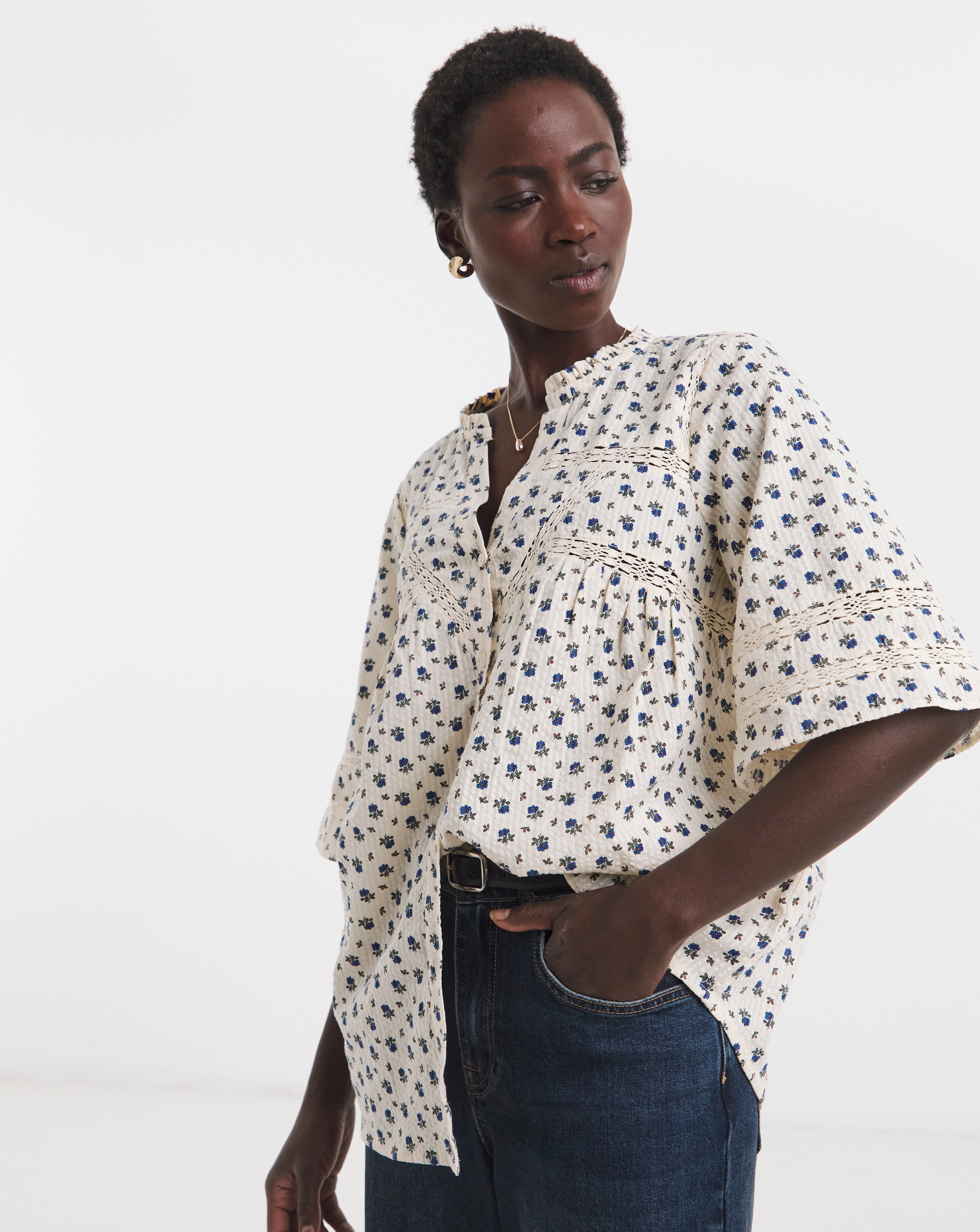 New In - Printed Seersucker Trim Blouse