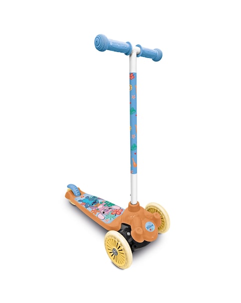 Stitch Twist & Roll 3-Wheel Scooter