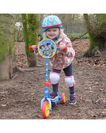 Toy Story Deluxe Tri Scooter