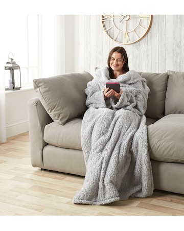 Cosy Fleece Wearable Blanket
