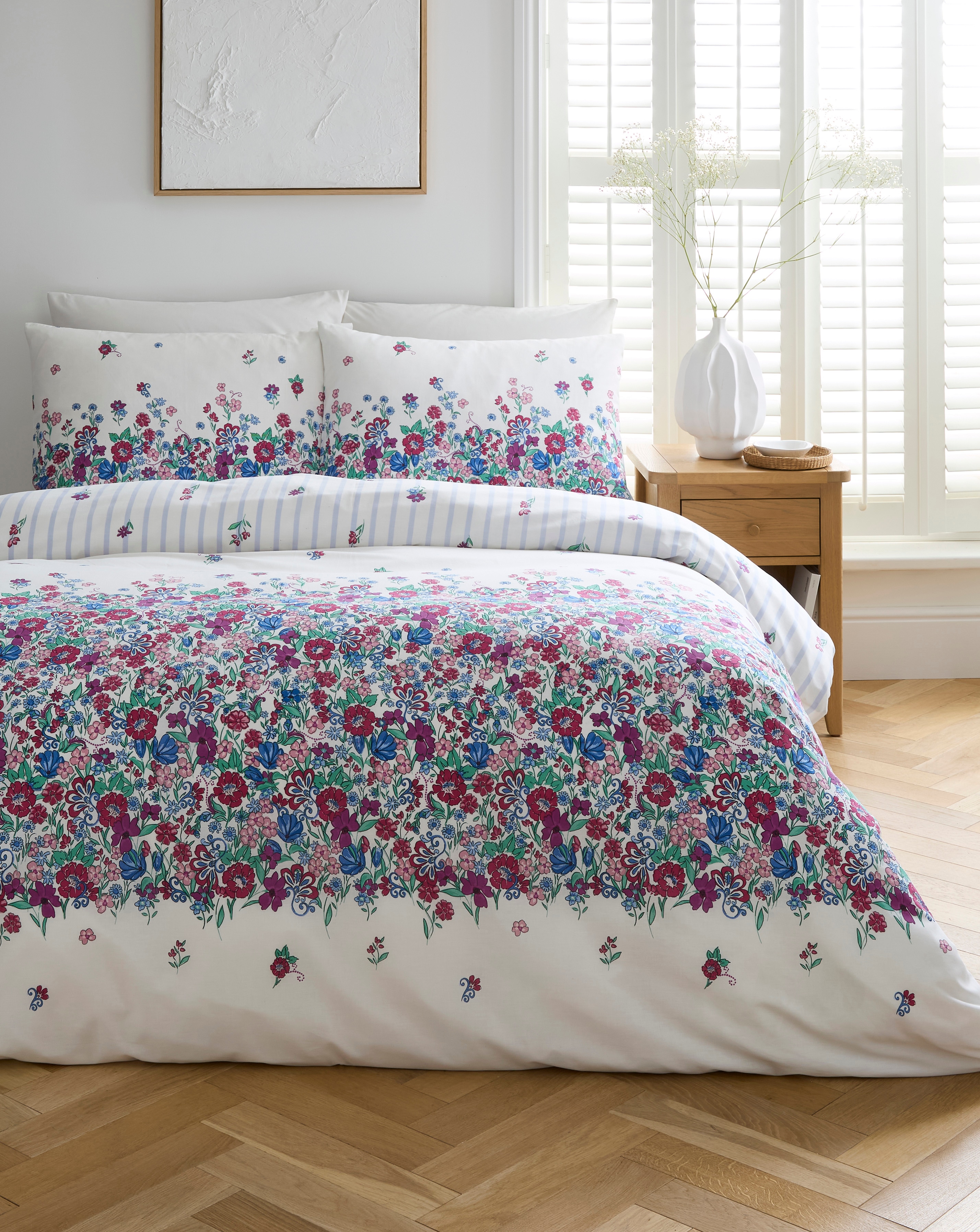 Julipa Zola Floral Trail Duvet Set