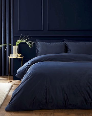 Catherine Lansfield Kingsley Matt Velvet Duvet Set