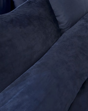 Catherine Lansfield Kingsley Matt Velvet Duvet Set