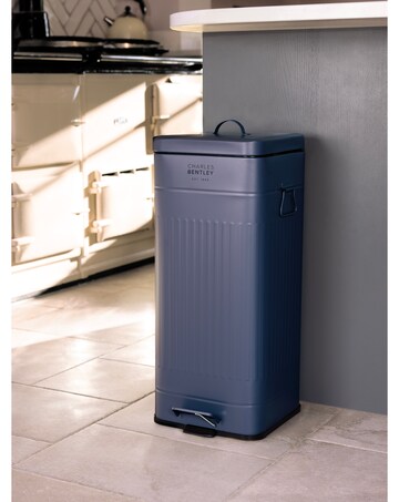 Charles Bentley 30L Retro Steel Square Kitchen Bin