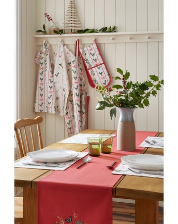Catherine Lansfield Christmas Holly Stripe Cotton Dining Placemat 4 Pack