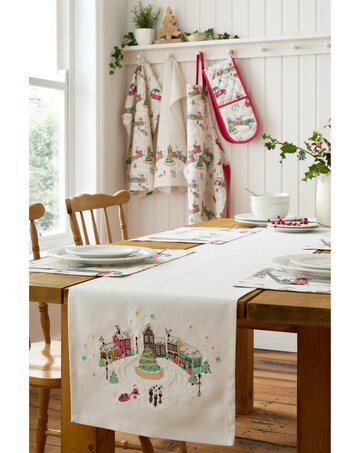 Catherine Lansfield Christmas Town Cotton Dining Placemat 4 Pack