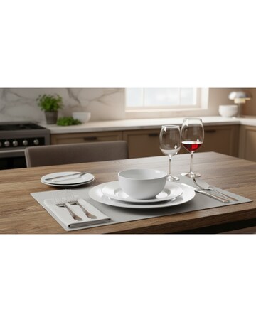 18pc White Rim Dinner Set