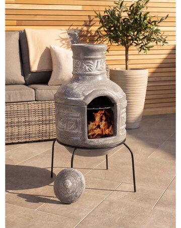Charles Bentley Snug Granda Leaf Motif Clay Chimenea With Grill