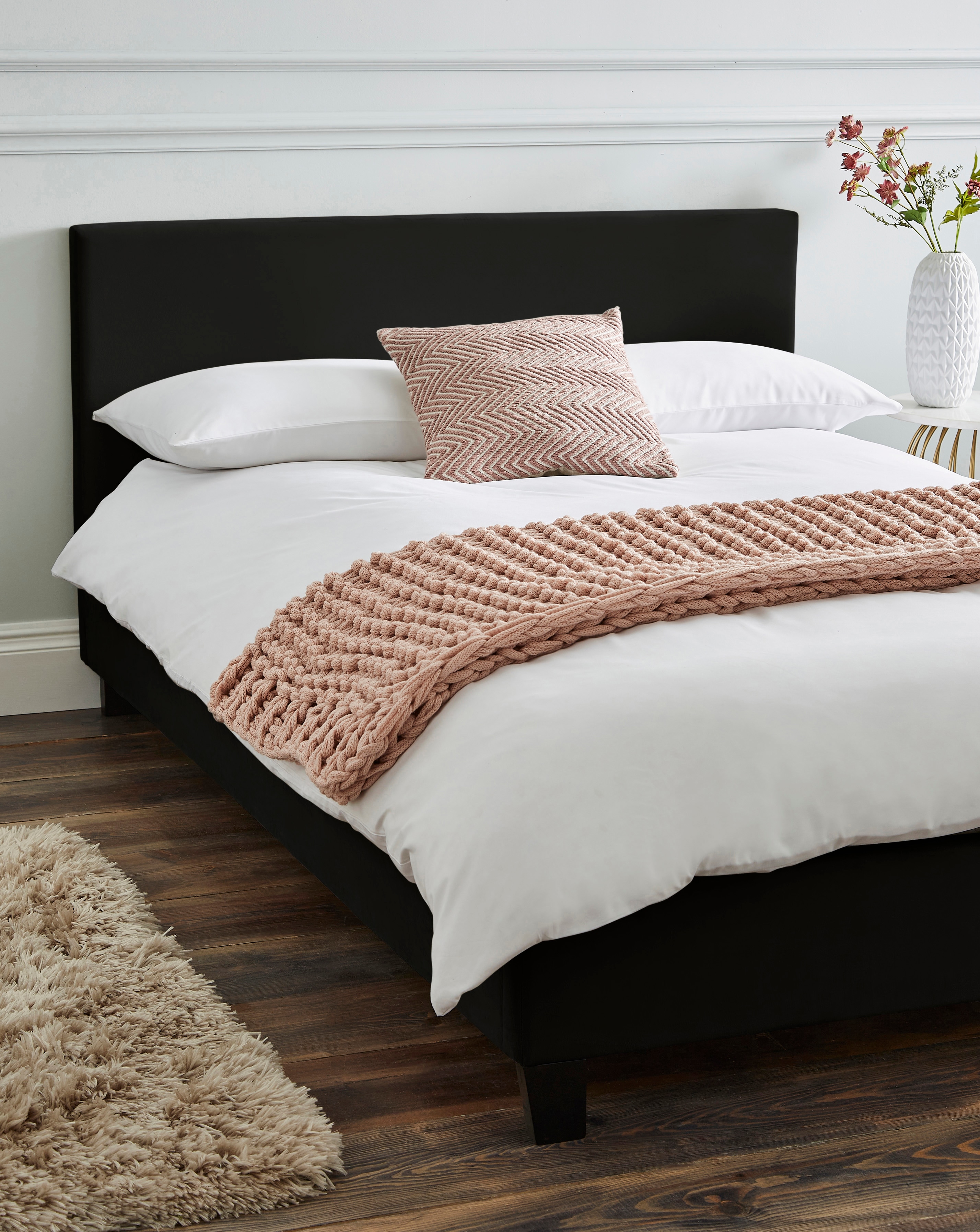 Hayden Velvet Bed with Mattress