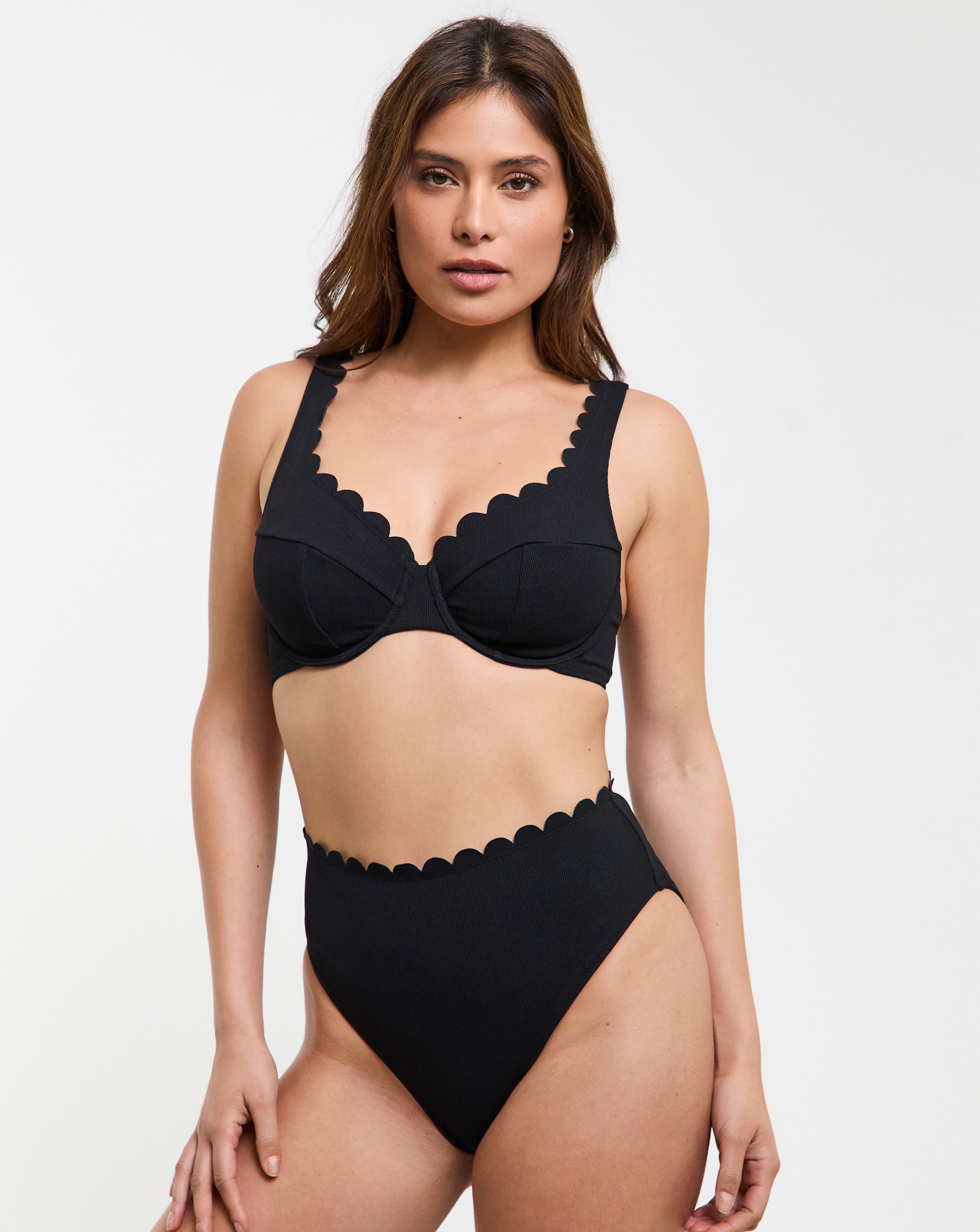 MAGISCULPT Contour Me Bikini Top