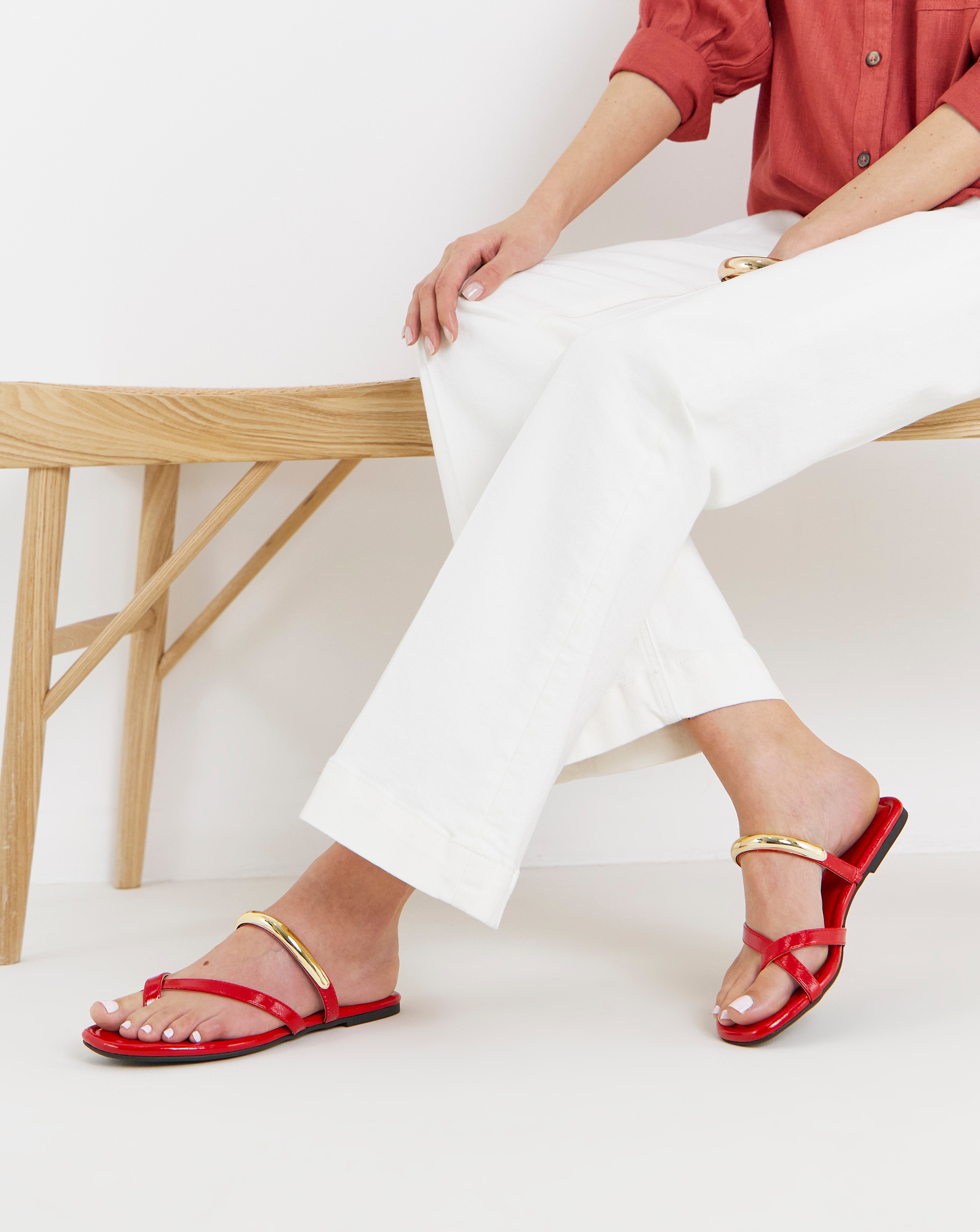 Toe Loop Hardware Sandals Extra Wide