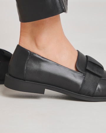 Lorelei Oversize Bow Loafer Shoes - Wide Fit (E)