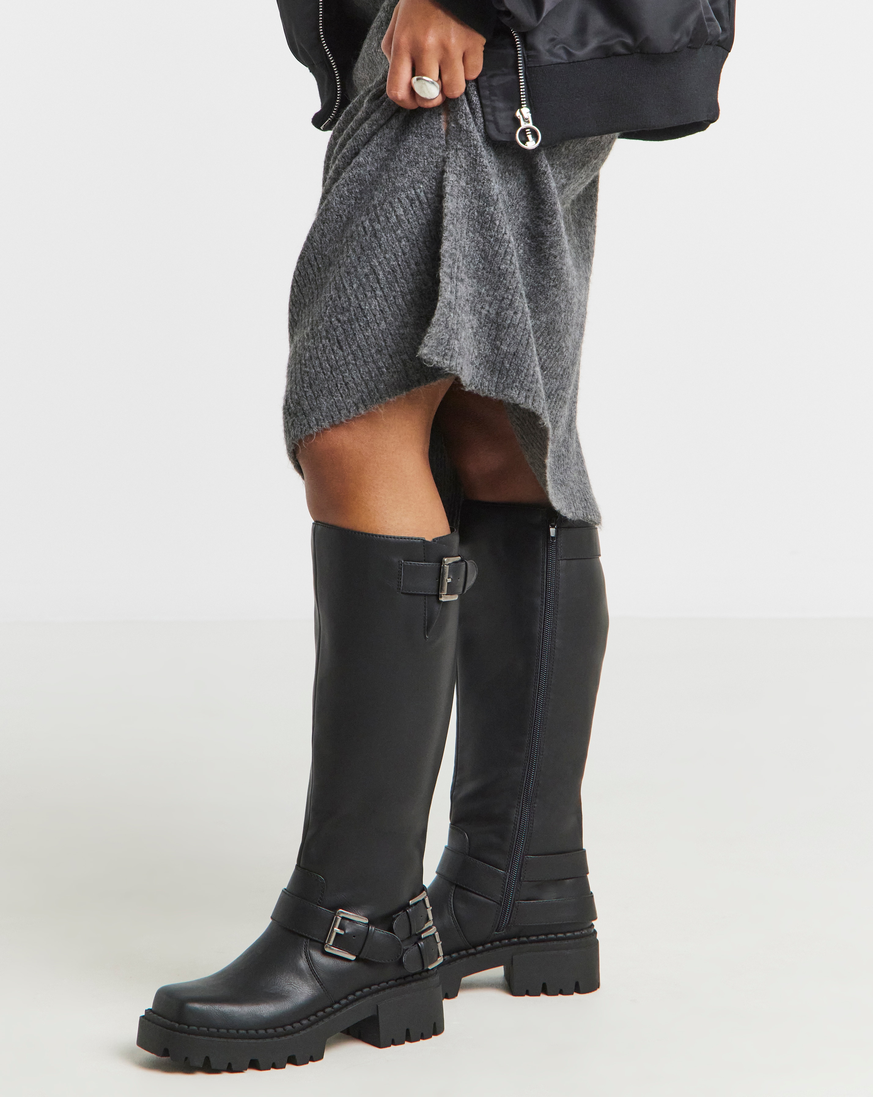 New In - Chunky Biker Boots Wide Curvy