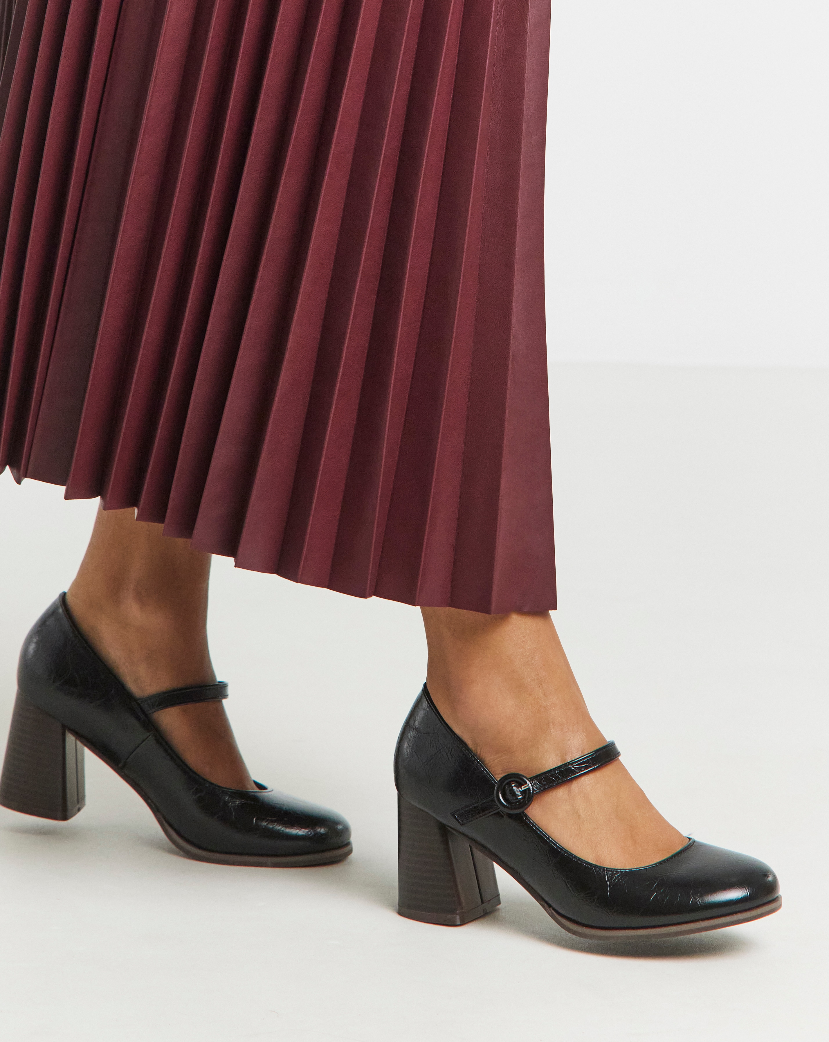 Mary Jane Vintage Platorm Wide