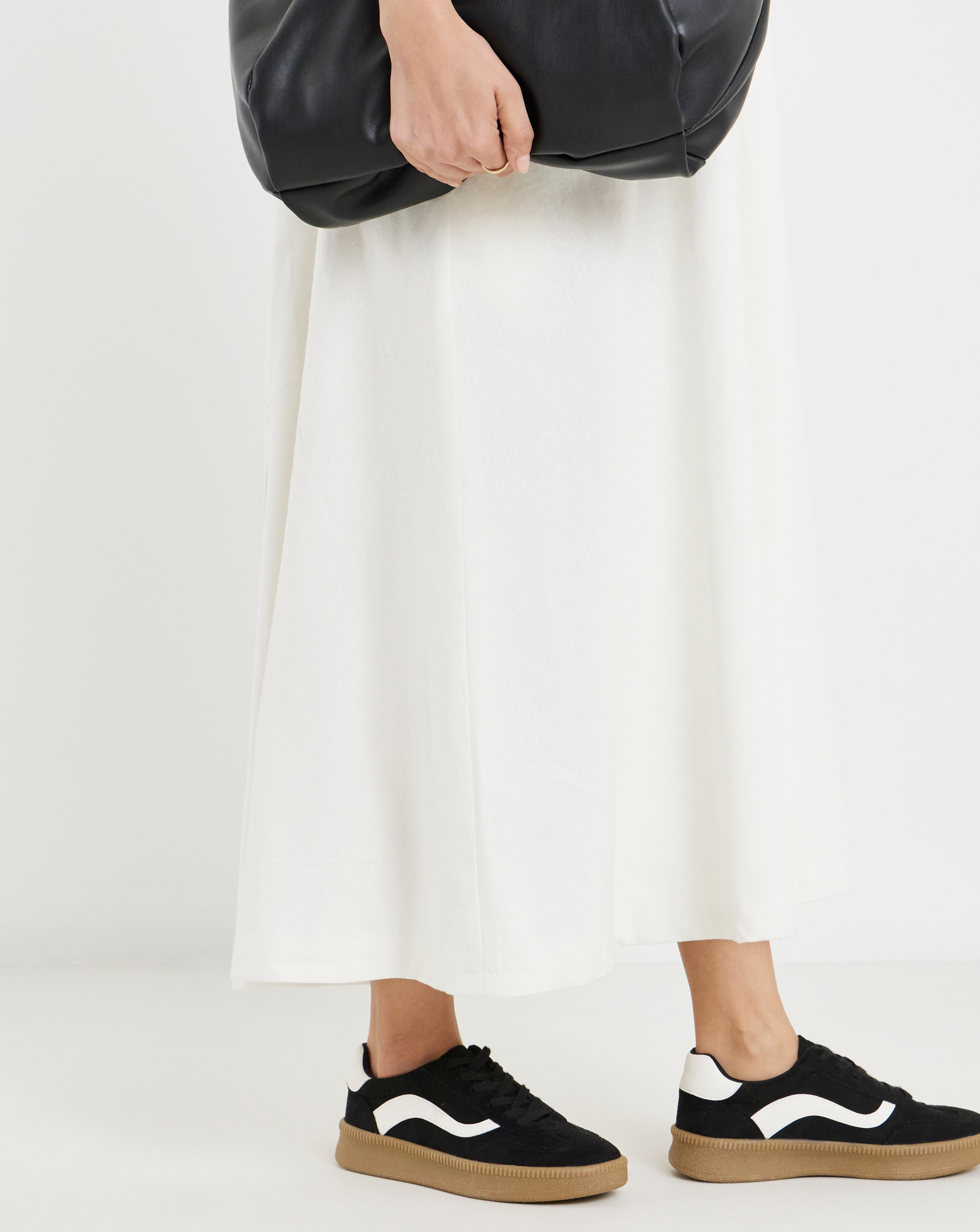 New In - Chunky Retro Trainer Wide