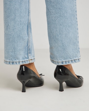 Kiva Lace Front Pointed Toe Court Shoes - Wide Fit (E)