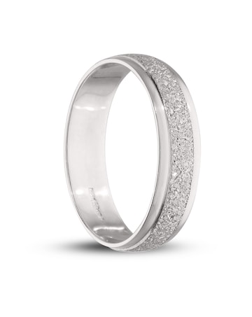 9 Carat White Gold Sparkle D Shape 4mm Wedding Band