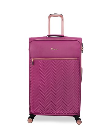 IT Luggage Bewitching Large Suitcase