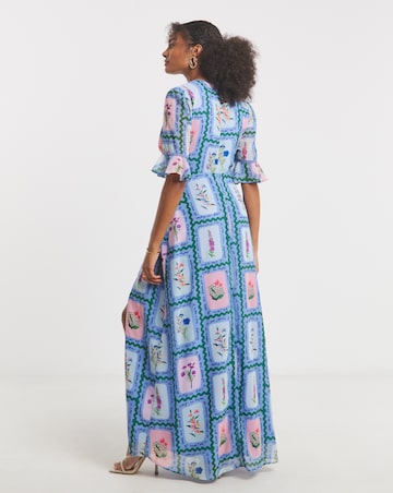 Hope & Ivy Selena Postcard Print Maxi Dress