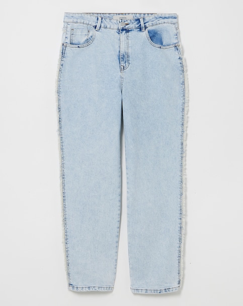 Acod Wash Frayed Side Straight Leg Jean